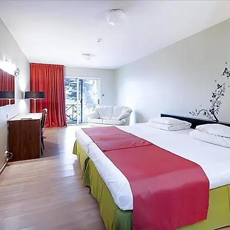 Peoleo Hotel