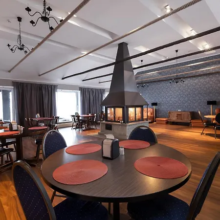 Hotel Peoleo Laagri